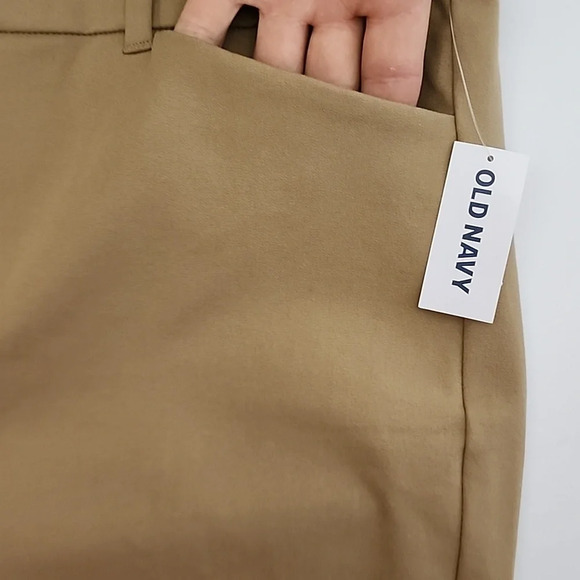 Old Navy Women's Pixie Skinny High-Rise Ankle Pant Tan Never Fade Size 16 - Picture 4 of 14
